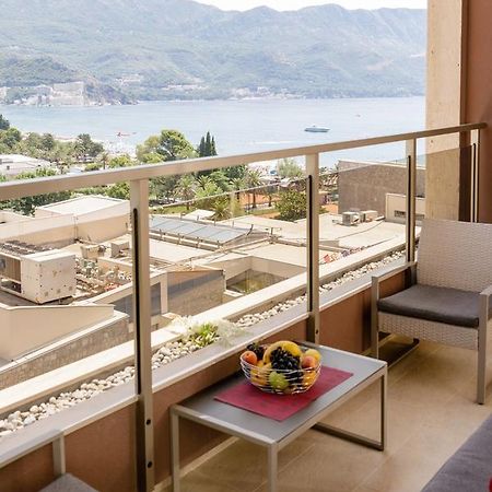 Lux Apartments Harmonia Budva Buitenkant foto