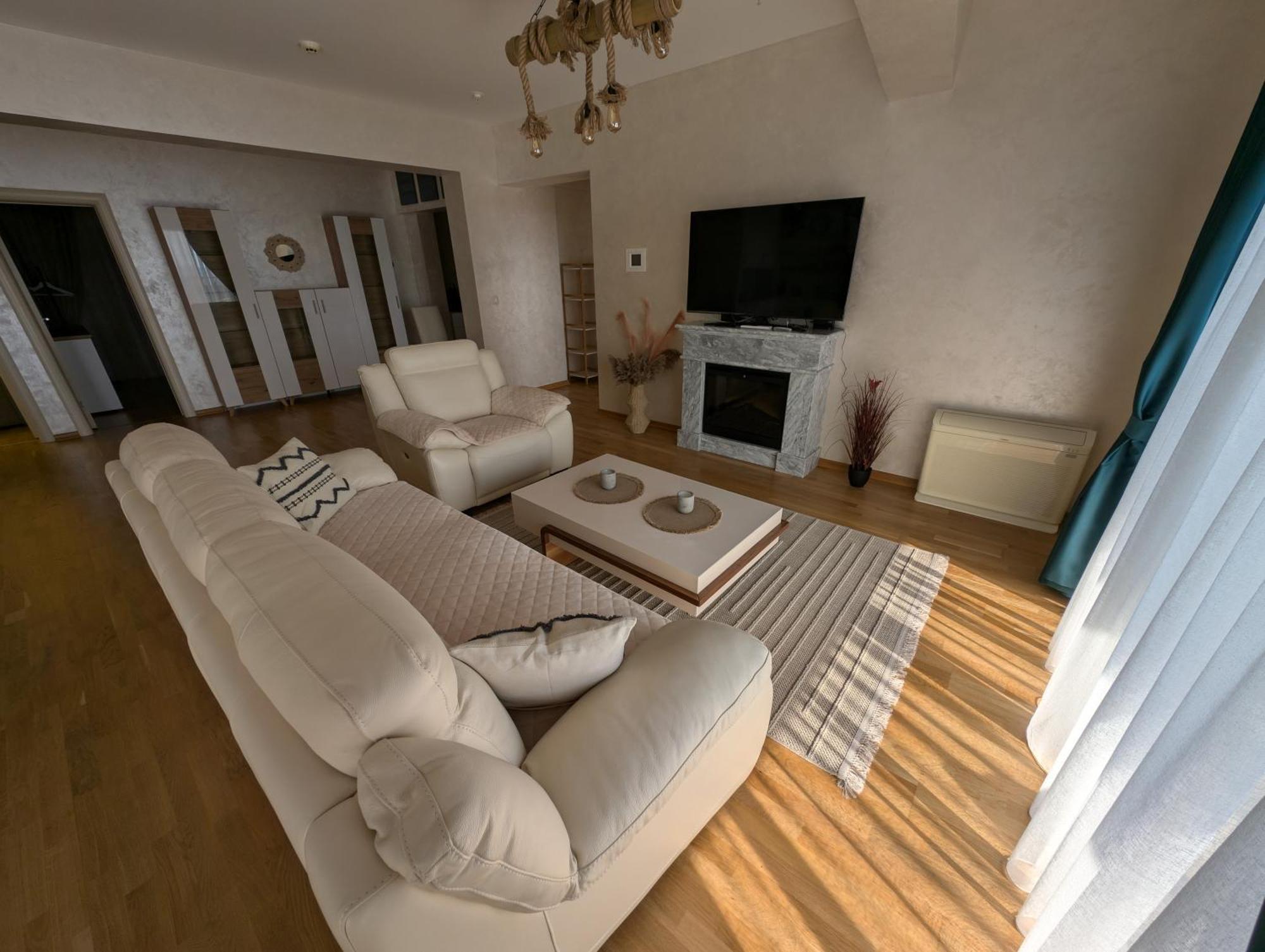 Lux Apartments Harmonia Budva Buitenkant foto