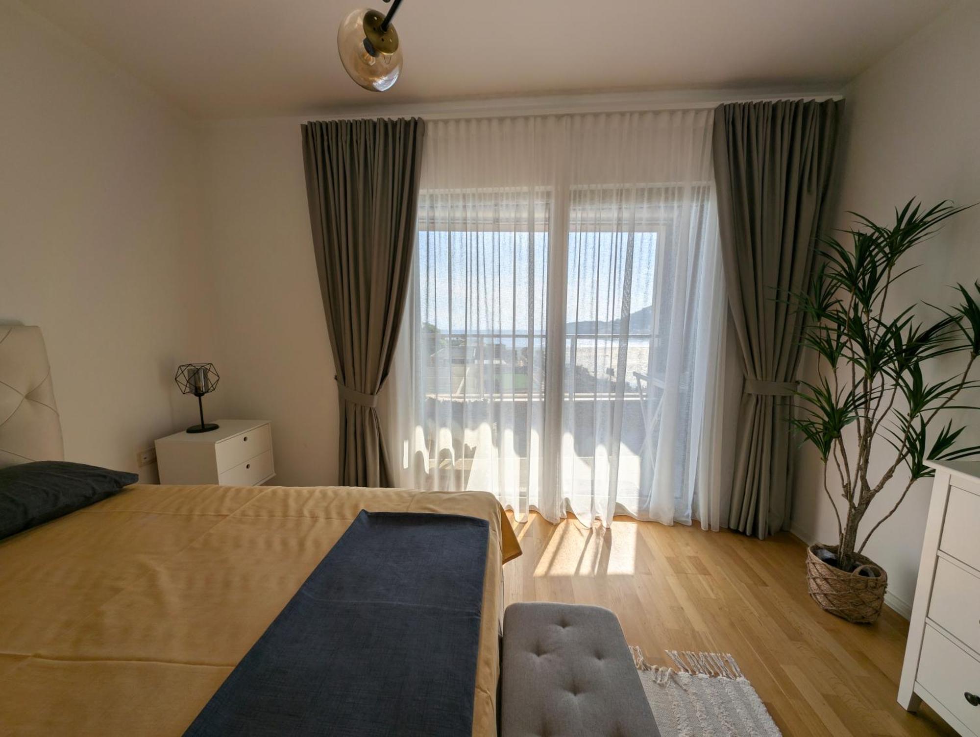 Lux Apartments Harmonia Budva Buitenkant foto
