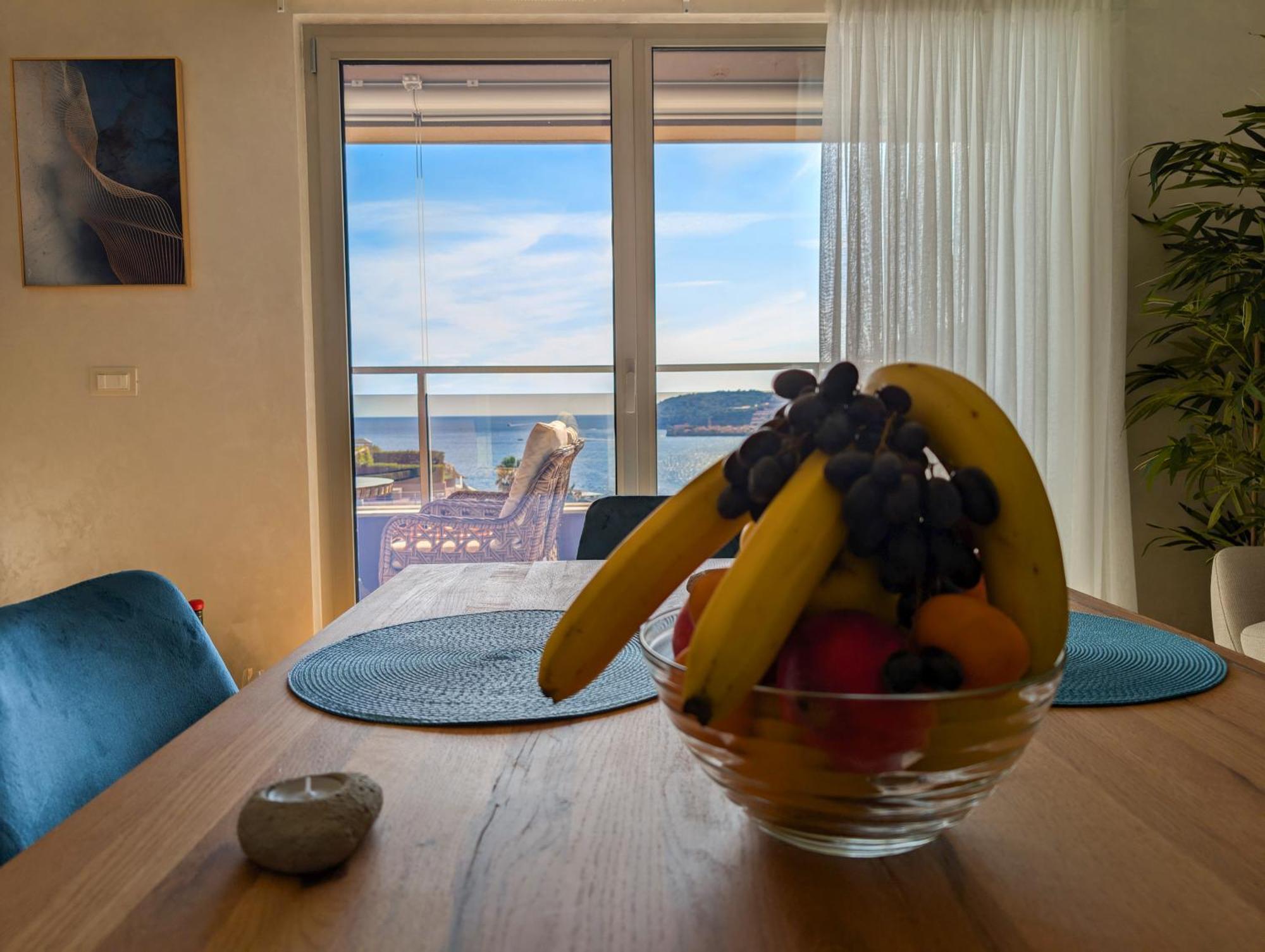 Lux Apartments Harmonia Budva Buitenkant foto