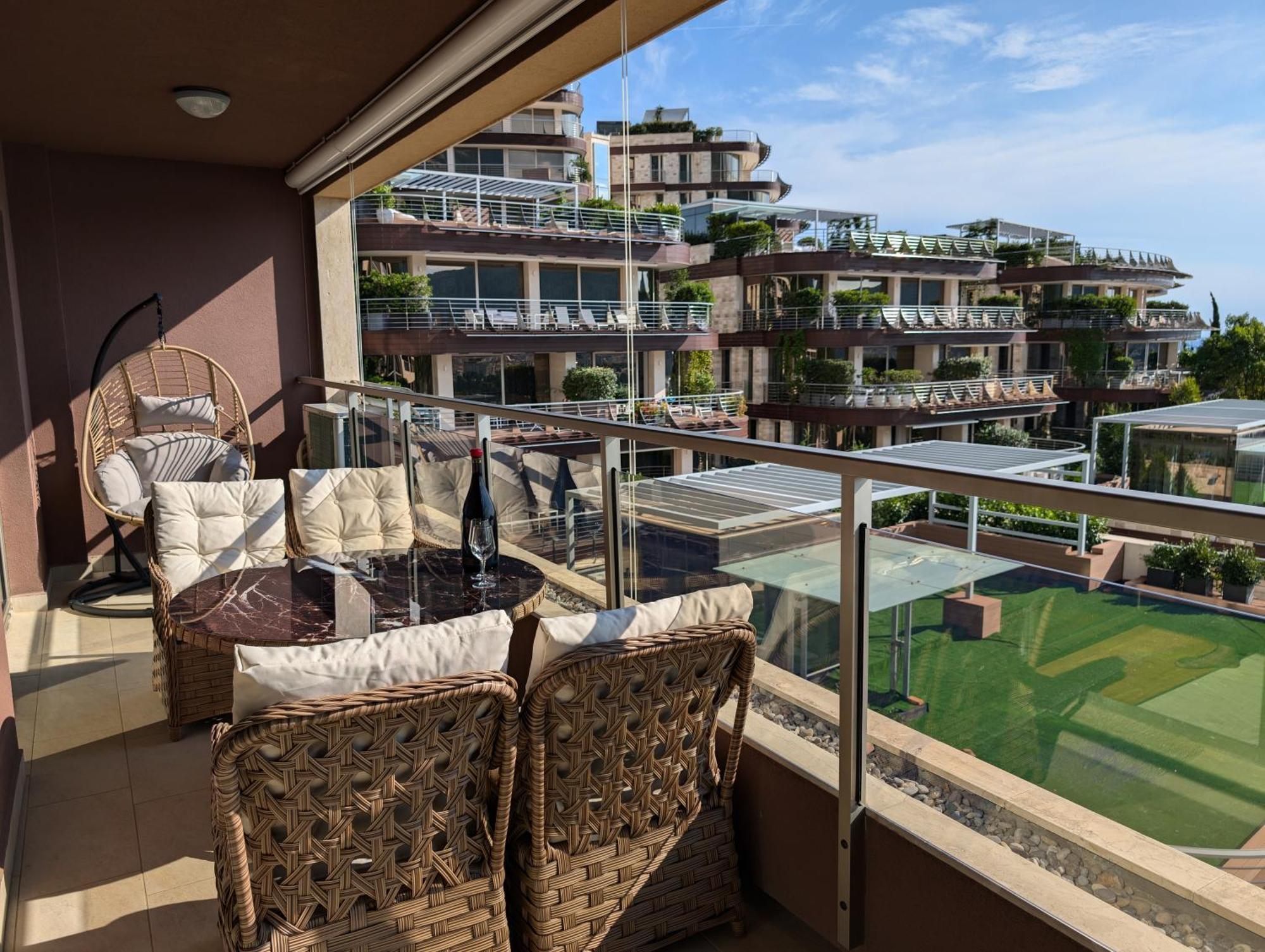 Lux Apartments Harmonia Budva Buitenkant foto