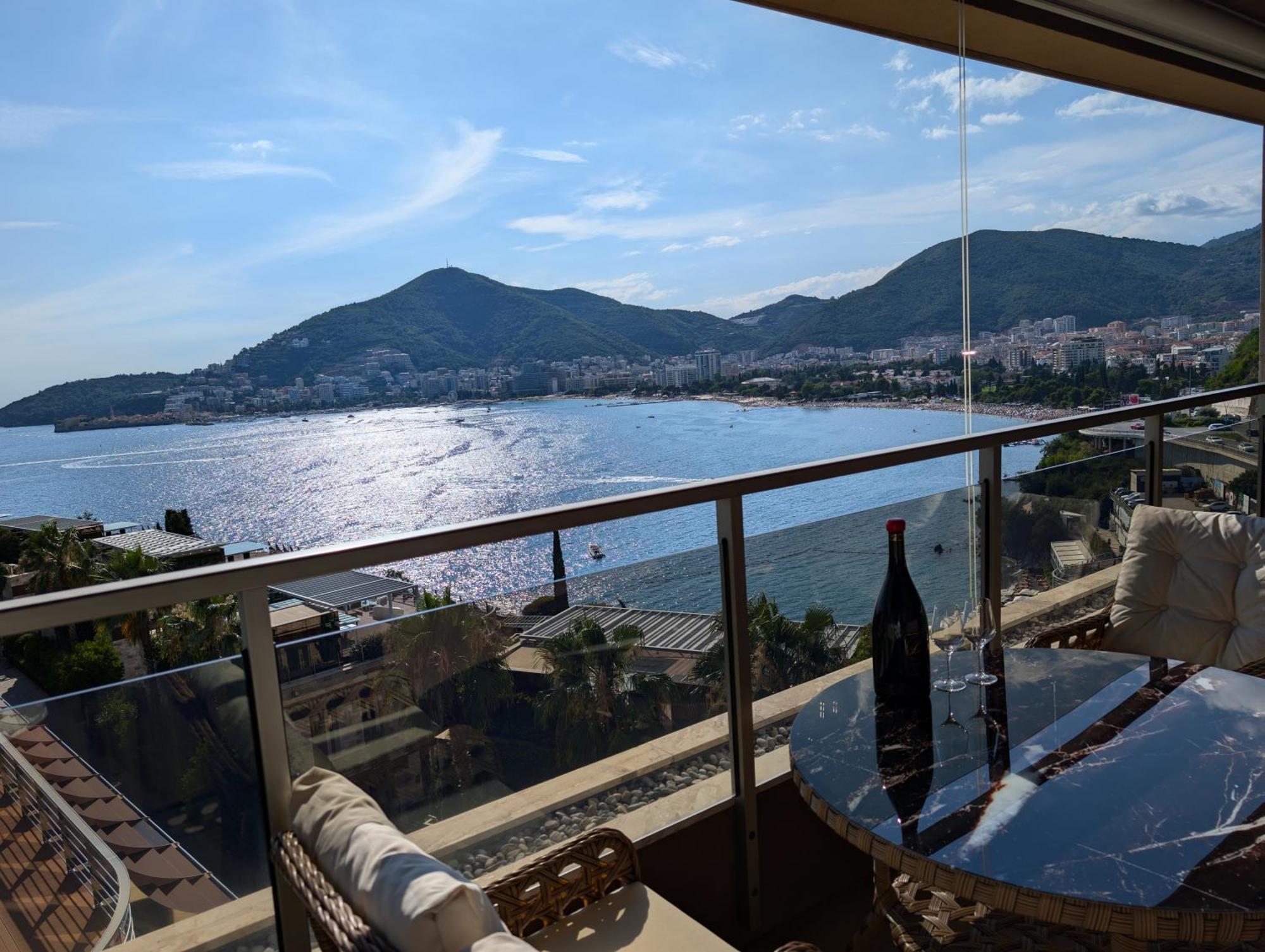 Lux Apartments Harmonia Budva Buitenkant foto