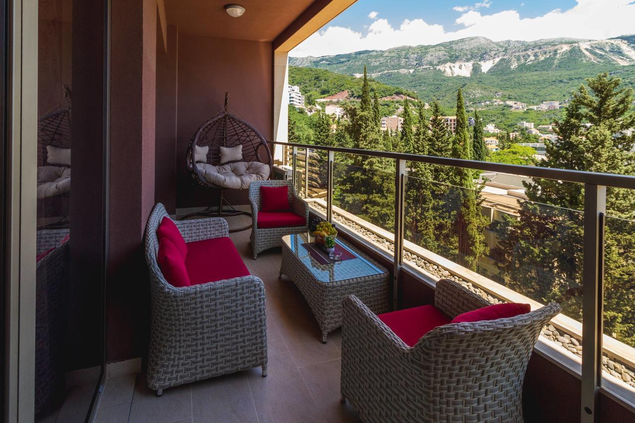 Lux Apartments Harmonia Budva Buitenkant foto
