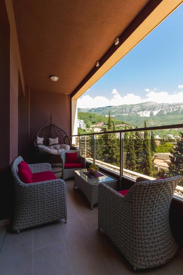 Lux Apartments Harmonia Budva Buitenkant foto