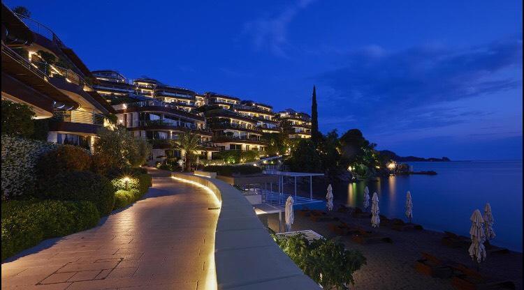 Lux Apartments Harmonia Budva Buitenkant foto