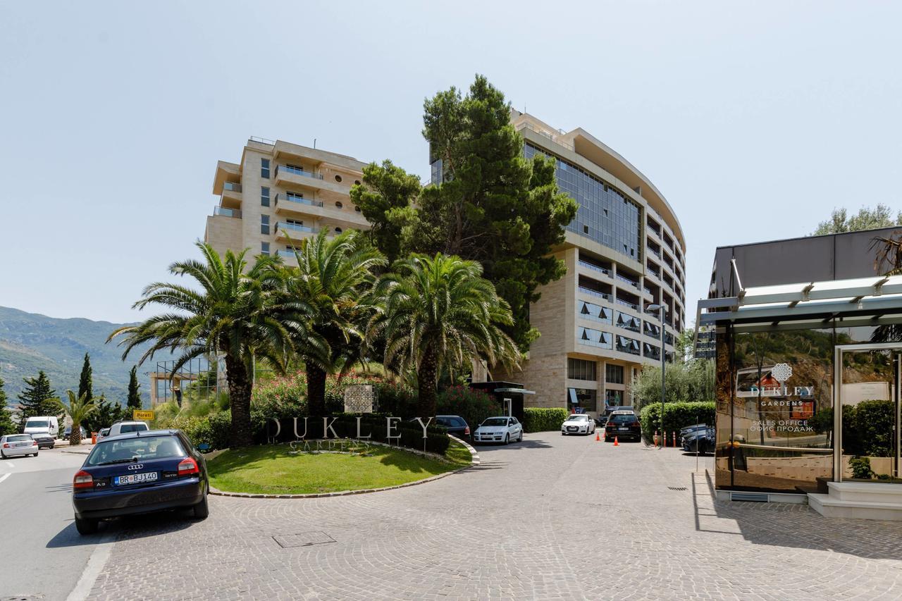 Lux Apartments Harmonia Budva Buitenkant foto